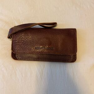 Portland Leather goods Nutmeg Wristlet